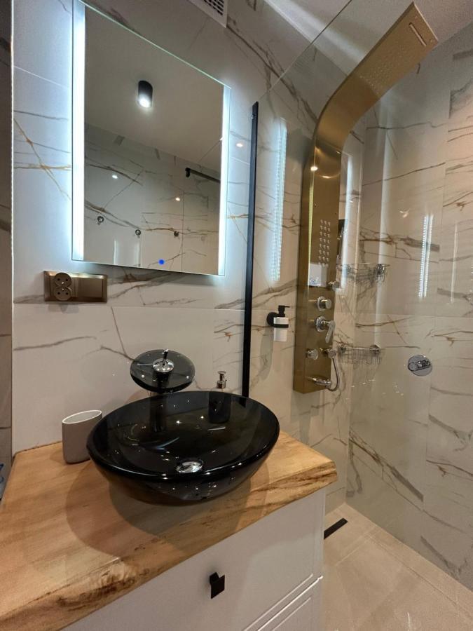 Apartament Z Widokiem Na Gdansk I Zatoke Free & Priv Parking Exteriör bild